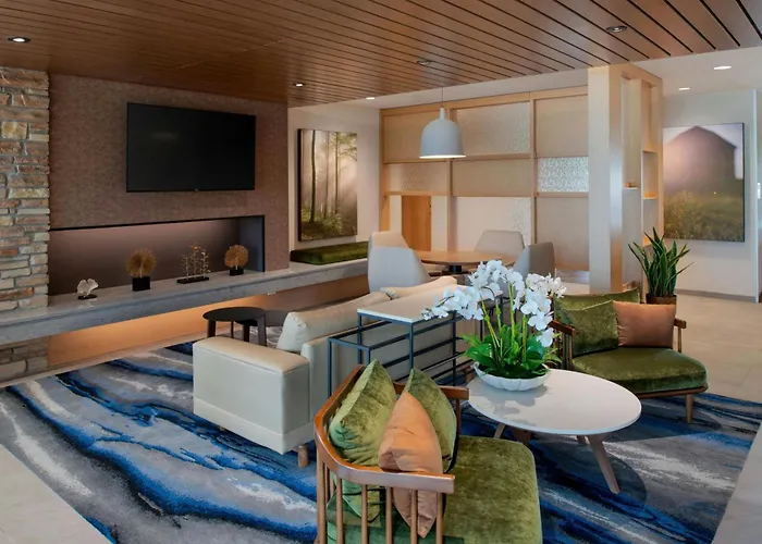 Hotel Fairfield By Marriott & Southwest *