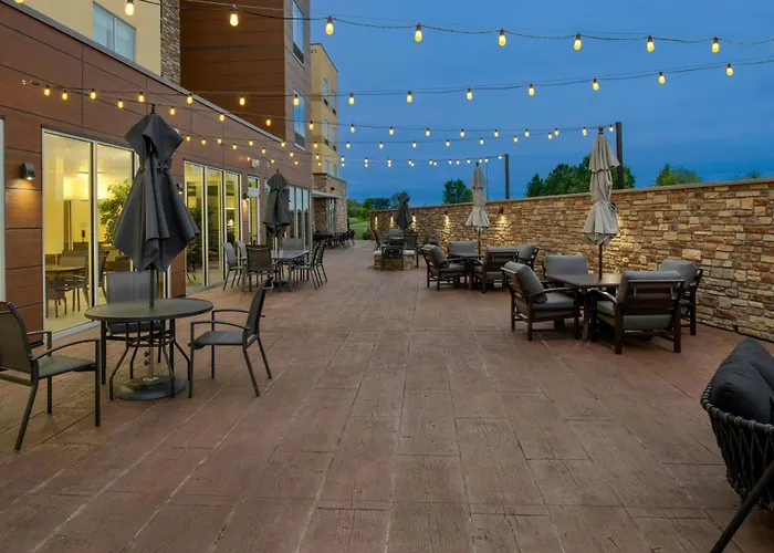 Fairfield By Marriott & Southwest * Springfield